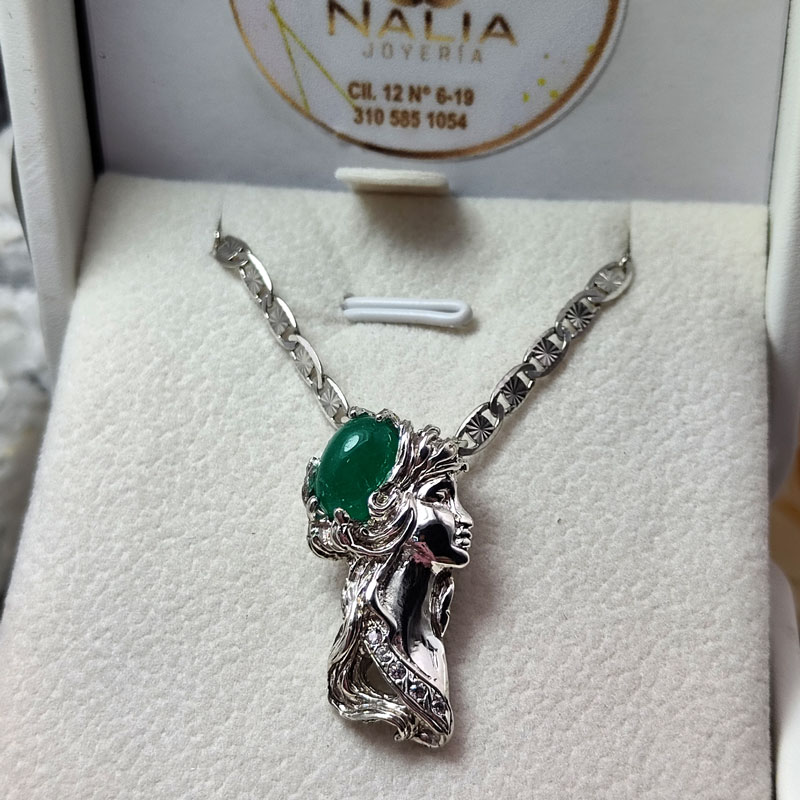 Collares y Colgantes 10