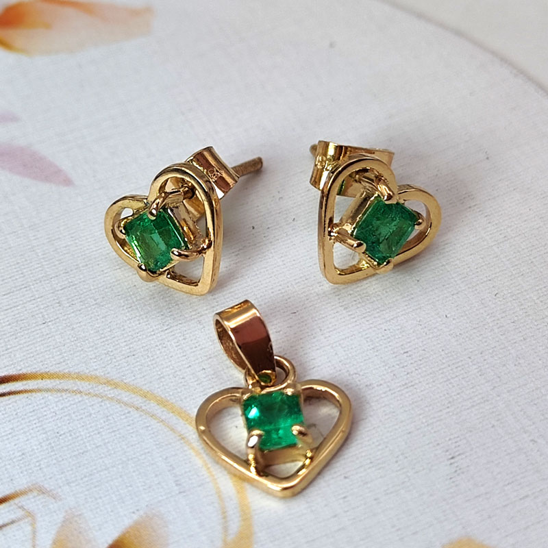 Collares y Colgantes 11