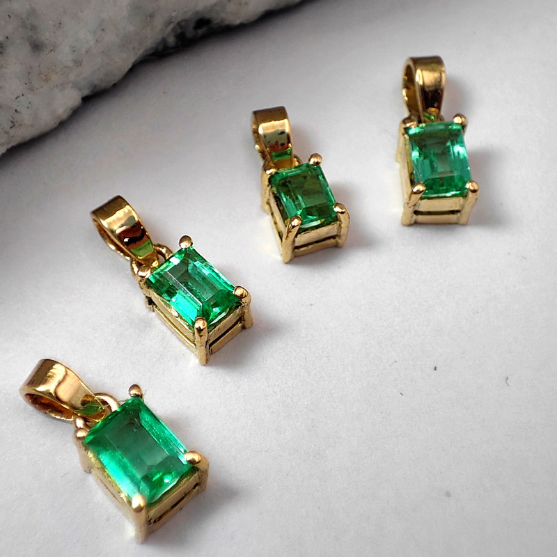 Collares y Colgantes 12