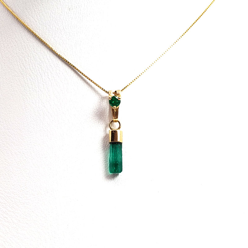 Collares y Colgantes 19
