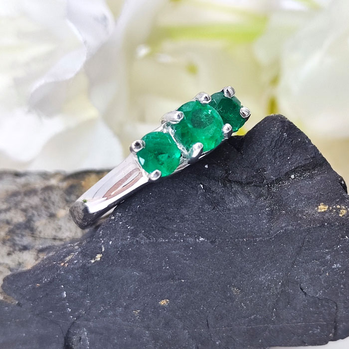 Anillo Dama 17